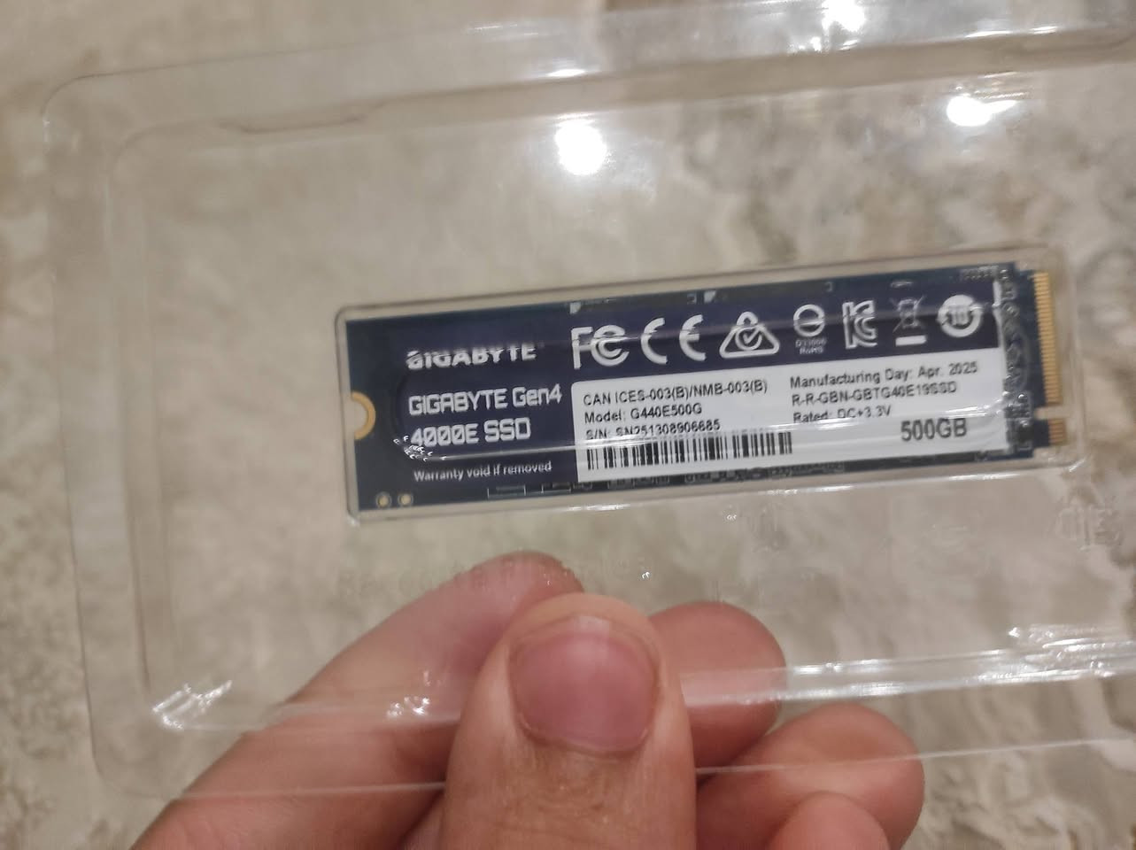 سلام عليكم قطع PC للبيع  جدد بالكارتون ما مستعملات
المعالج core i5 14600K مكسور السرعة مع الكرتون اشتريت قبل فتره وما استعملته وصولاته ويا سعره 349 الف

باور سبلاي ثيرملرايت 750W GOLD PLUS 80 يقبل PCL-e 5.0 غير مستعمل مع الكرتون وصولاته ويا ،سعره 119 الف

SSD m.2 nvme 1.4
 من شركه gigabyte اسم الموديل gen4 4000E 
مساحته 512GB سرعته 3,600
استعملته فترة اسبوعين على لابتوبي و عفته سعره 119 الف

اخوان مكاني بصرة او نجف موجود بيهن اثنينهن توصيل محافضات ما عندي البيع وجه لوجه مع الفحص اذا تحب هذا رقمي ***********

