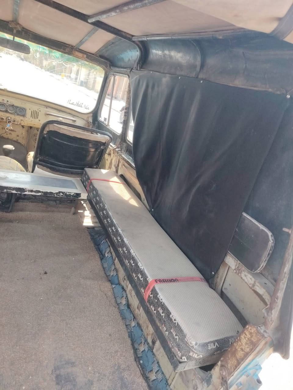 واز 88بدون للبيع مكينه ونجي وكير اتو   إكسل فاره  سياره حلوه مال شغل   شاصي مكفول تايرات نص عمر  صدر جديد السعر 3,500وبيها مجال  شراي اتصل  وتدلل للاستفسار الاتصال على الرقم ***********  المكان واسط الصويره
