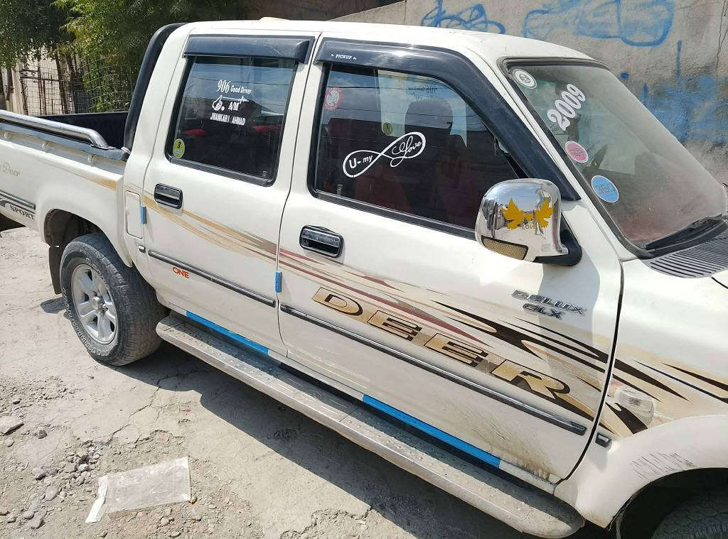 دێر مۆدێل 2009 بێ بۆیاخ بەشەرتی گێڕ و مەکینە مەنەفێسە زۆر جوان بێ مەسەرەفە نرخی 48 گەڵا و مەعامەلە *********** السليمانية, العراق
