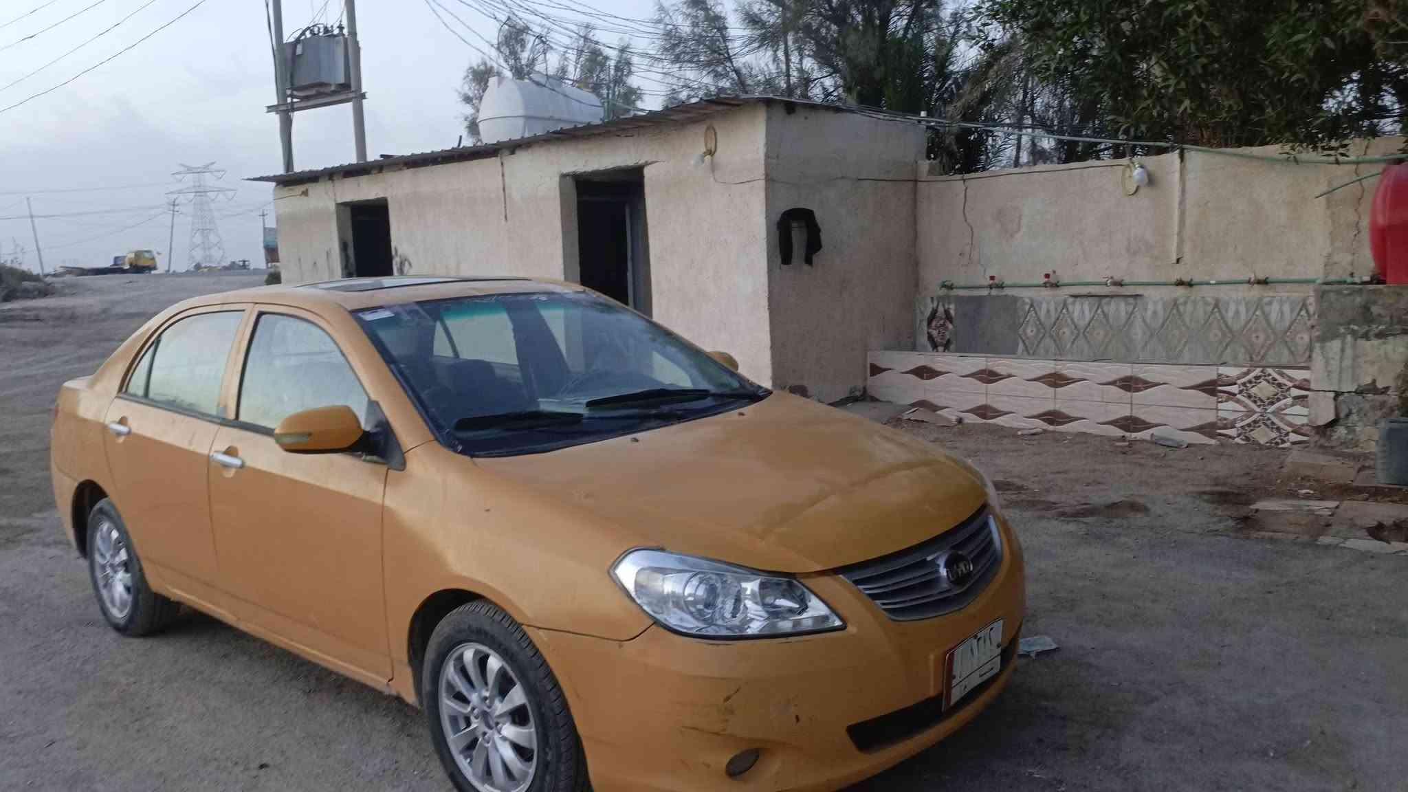 السلام عليكم BYD للبيع 2013 محور كورلا كير اوتماتيك ومحرك جدد رقم قادسيه عليهه هيئه وغرامات تنزل من السعر 
باقي التفاصيل على الاتصال ***********

سعرها 33 بي مجال 
مكاني ديوانيه غماس مفرق الشنافيه
