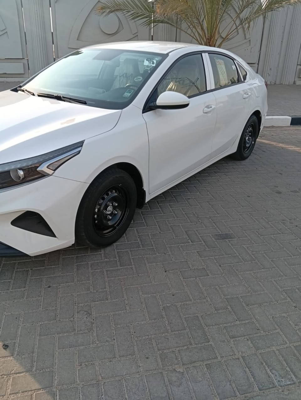 كيا سيراتو موديل 2022 سياره كفاله عامه من صبغ وفتح وتبدبل مكفولة من كلشي محرك 1600 سياره ما ناقصها اي شي مدوشمه ارضيه وكشنات مكاني بصره الزبير السعر 155
السلام عليكم 
كيا سيراتو موديل 2022 سياره كفاله عامه من صبغ وفتح وتبدبل مكفولة من كلشي محرك 1600 سياره ما ناقصها اي شي مدوشمه ارضيه وكشنات مكاني بصره الزبير السعر 155 
***********

