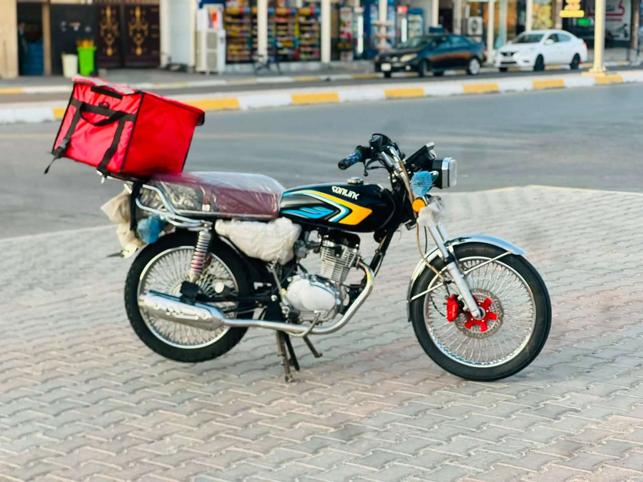 للبيع سعر مناسب 625 وبي مجال بسيط  !!! تايكر2025محرك شرط ما مفتوح صالصنه فتحتين   كهربائيات شغاله عدا الشاشا فقط 
شرط نشاط شلعه ومعدل دراجه نضيفه وحلوه مكاني تكريت  مستعجل على بيتعها للاتصال***********
