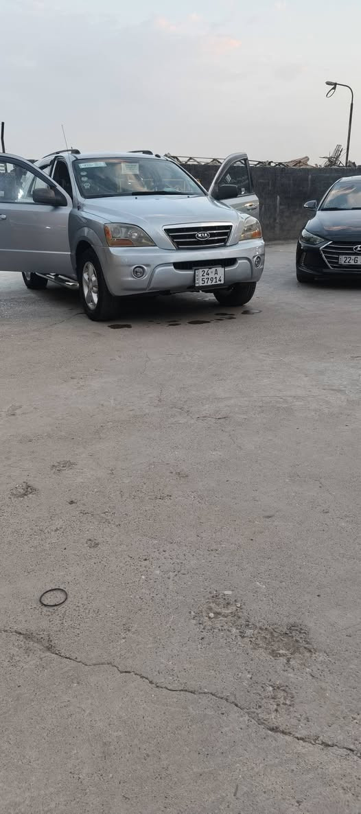 سورنتو أمريكي محرك سته سلندر نظيفة موديل ٢٠٠٧ مواصفات معروفه للبيع او مرواس حسب قناعه كم قطعة صبغ رش جمالية بيه طخه بسيطة من جاملخق  لتواصل الاتصال على الرقم ***********
