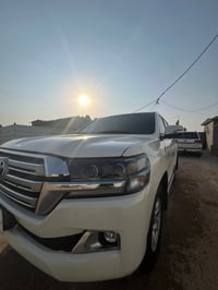 لاندكروز مصفحه (ادوات)كفاله عامه سياره كسر باكيت مديل 14 بشهر 11 ماشيه...
