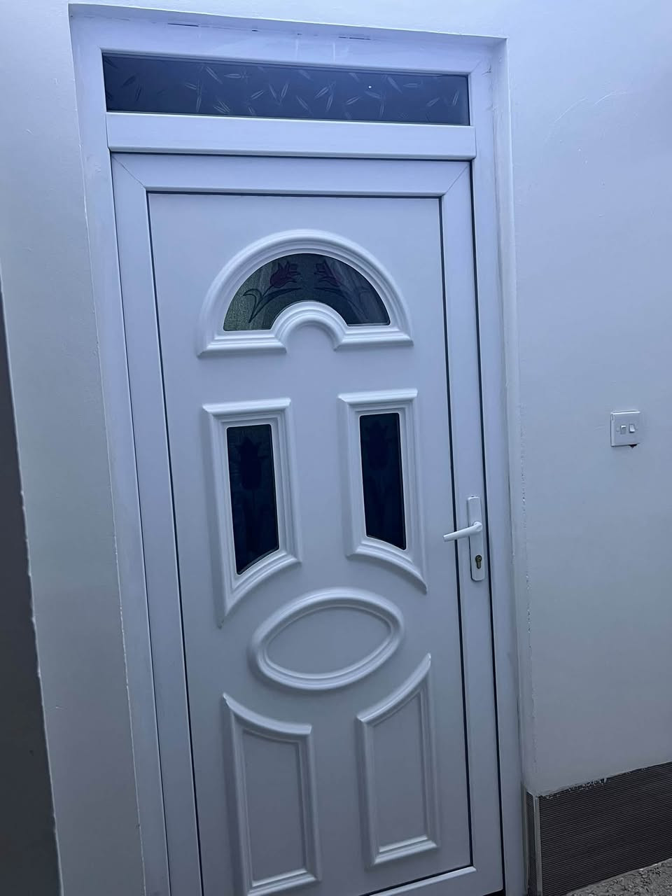 ٤بوب • أبيض • قياس استاندرد