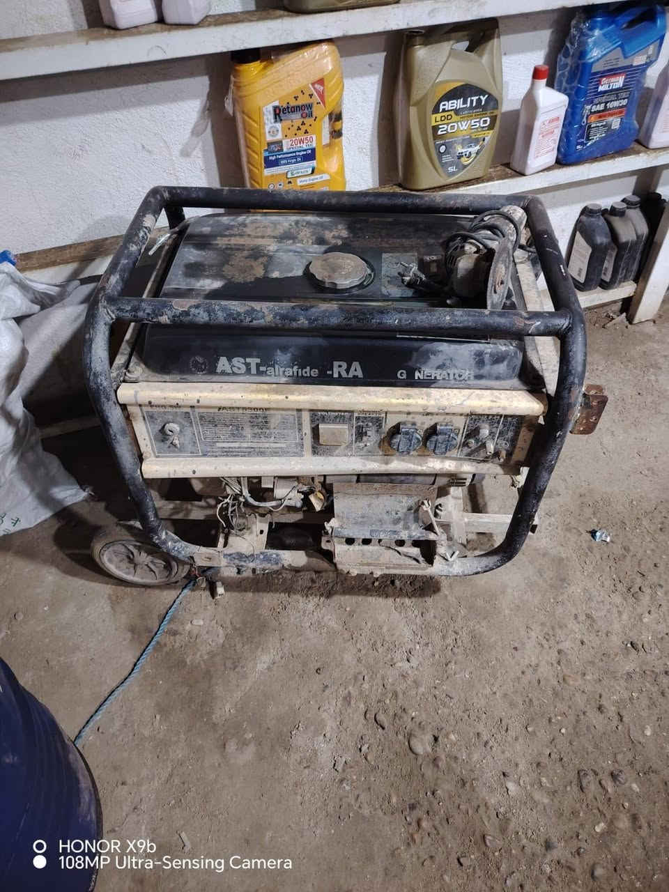 لبيع شغله 20نبير بنزين مكاني بابل سده هنديه سعره 200وبيه مجل ***********
