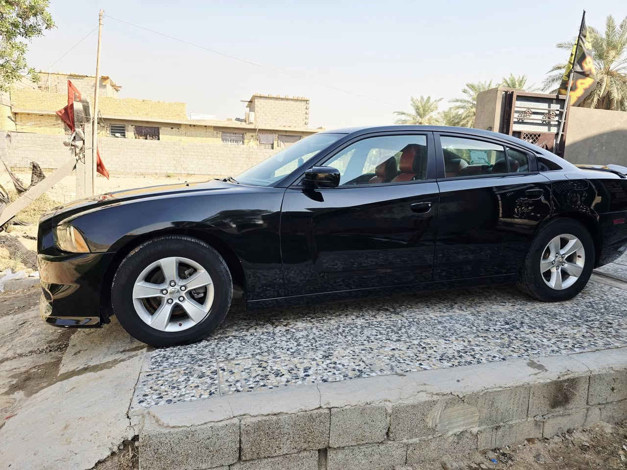للبيع دوج جارجر 2014
 وارد امريكي 
نظافة و كفالة عامة من داخل 
تفاصيل السيارة
المحرك6 سلندر 
الكيرحدادي اوتوماتيك عصا
الدفع خلفي توويل 
اللون اسود
ماشيه 100 الف حقيقي 
الحالة كفالة عامه داخل و تبديل فحص سونار موجود بل صور
التخم 4 تواير جديدة
التبريد ثلج 
التدفئة شغالة
الكهربائيات فول اوبشن وكلها شغالة
المواصفات  شاشة كبيره كامره دواره تحكم جهيتين 
  اضاءة داخلية LED، كفرات مقاعد ستيرن مغلف
السنوية لنهاية الشهر 30
الاستخدام سيارة نظيفة مال جناي وبيد وحدة
المكان بغـــــداد حي البتول 
 السعر مناسب 138 وبيه مجال للشراي 
للاستفسار والصور الاضافية اتصال ***********
الشراي يجي ويشوف بعينه
