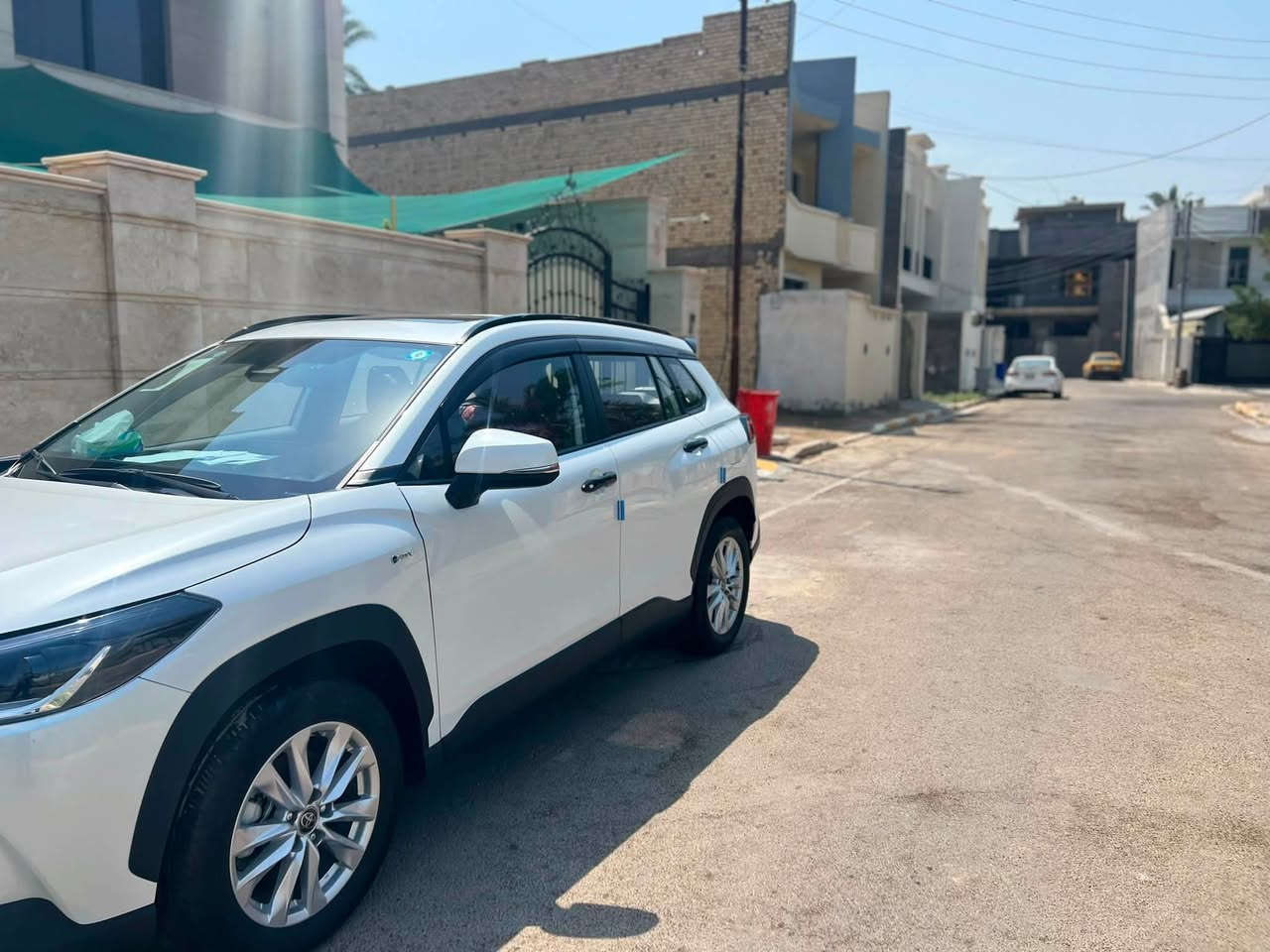 سلام عليكم
كورلا كروز 2025 ماشية 4000 بوضع الزيرو 
فول مواصفات للاخير كشنات جلد احمر بلوجكترات حمالات رادار امامي كامرة خلفية تحديد مسار 
السيارة مكفولة كفالة عامة (بدون رصعات وبدون زلغ)
سعره 28و750 مكاني بغداد

***********
