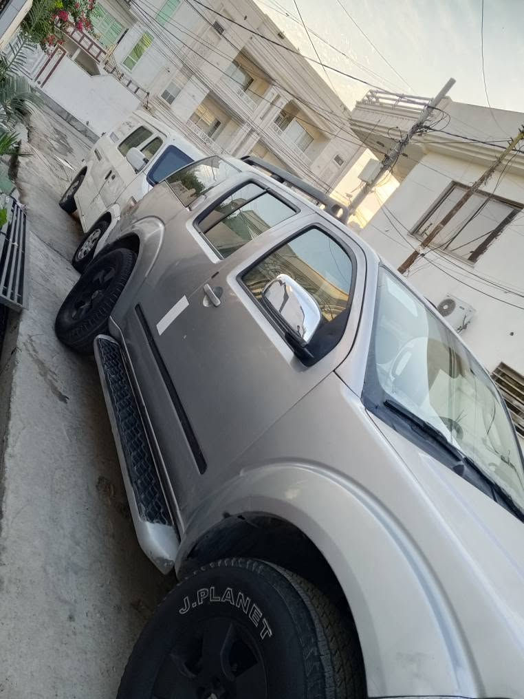 نيسان باسفاندر 2006 فول مواصفات 
سلڤر 4×4 دبل اكسل ناو زه رد تبريد تؤماتيك
نیسان پاسفاندەر 2006
خلیجی
گێڕ تۆماتیک
v6
4×4 of rowd
دەبل ئەکسل 
گێڕو مەکینەو تەبرید بەشەرت
تەبرید مەرکەزیی 
چوار تایەی نوێی ڵەسەرە
جام کارەبایی
تحدید سورعە
کوشن 3 ریز
کامیرا شاشه
حيزام سبوغ
غرامەی 75 هەزار
250 هەزار ڕۆشتوە ناو کرێمی زۆر خاوێنە ڵەگەڵ سپێری بیڵادی
نرخی تەنها 69وەرەقەو مەعامەڵەشی تێدایە
گۆڕینەوەش دەکەم
ژمارەی تەلفون *********** أربيل, العراق
