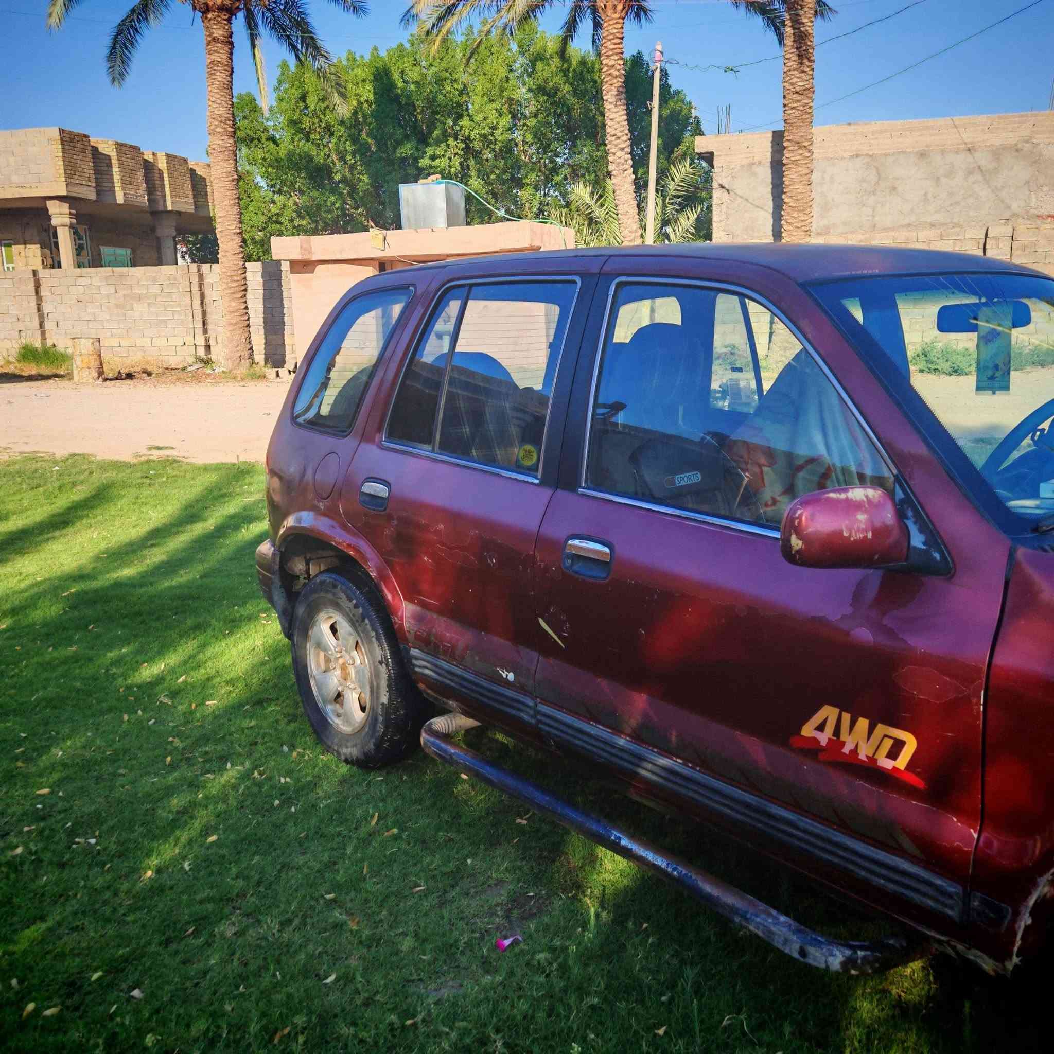 كيا سبورتج 
بغداد 93 باسمي 
سنوية نافذة كبل تجديد 5 سنوات 
 محرك بلادي مفتوح لا صرف لا تبخير ع الشرط
كير عادي 
تبريد ثلج ماشاء الله 
السعر 35
مكانها الفلوجة ــــ الكرمة 
***********
