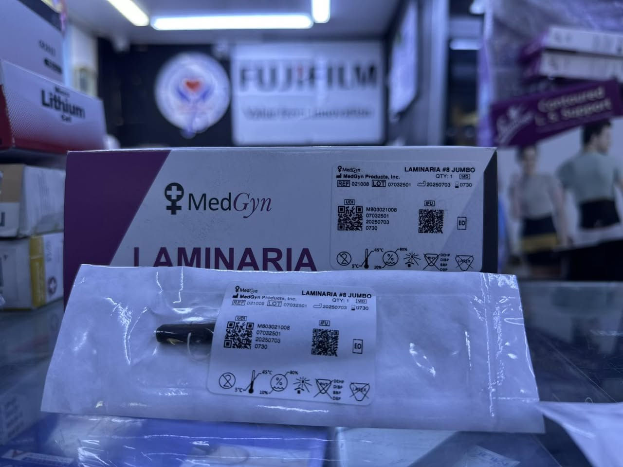 لاميناريا • موسع عنق الرحم • جامبو ٨