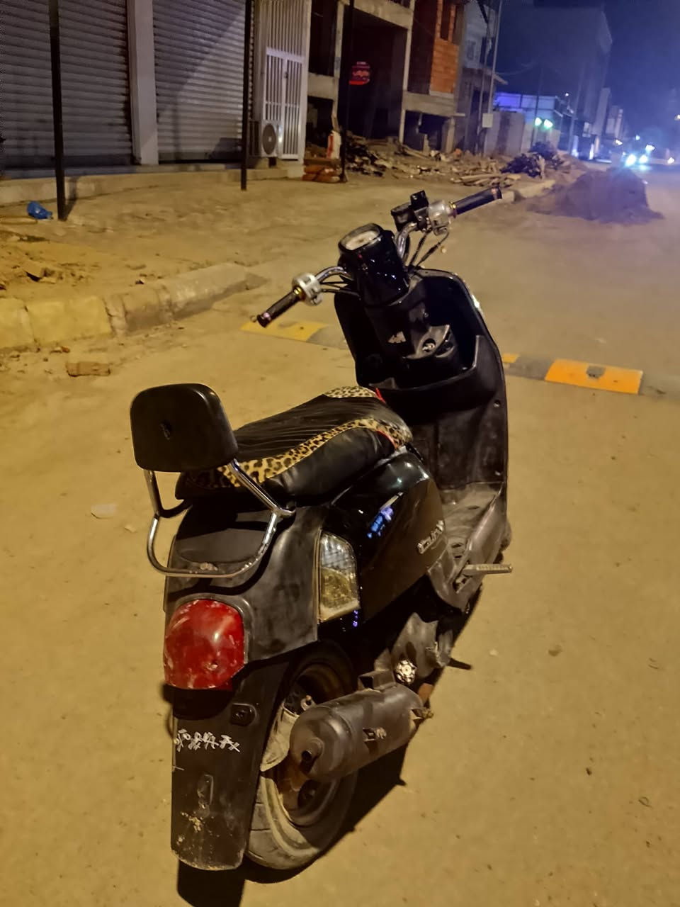 بوليس البيع كابريتر
تايرات جدد كفرات جدد
مكاني ديالى بعقوبة 
***********
او راسني خاص 
450 بيها مجال
