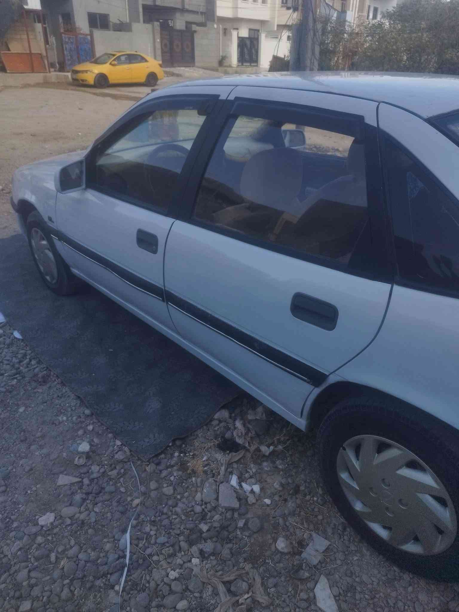 اوبل فكتره حجم 16 كير محرك شرط سياره بدون صبق بس لهلالات مصبوقات
دخلها حلو صاج سنويه 2031 الهزه بعدها ما منتهيه شرط تحويل 
مكان تكريت حي الديوم  السعر 37 وبيها مجال ***********
//***********
