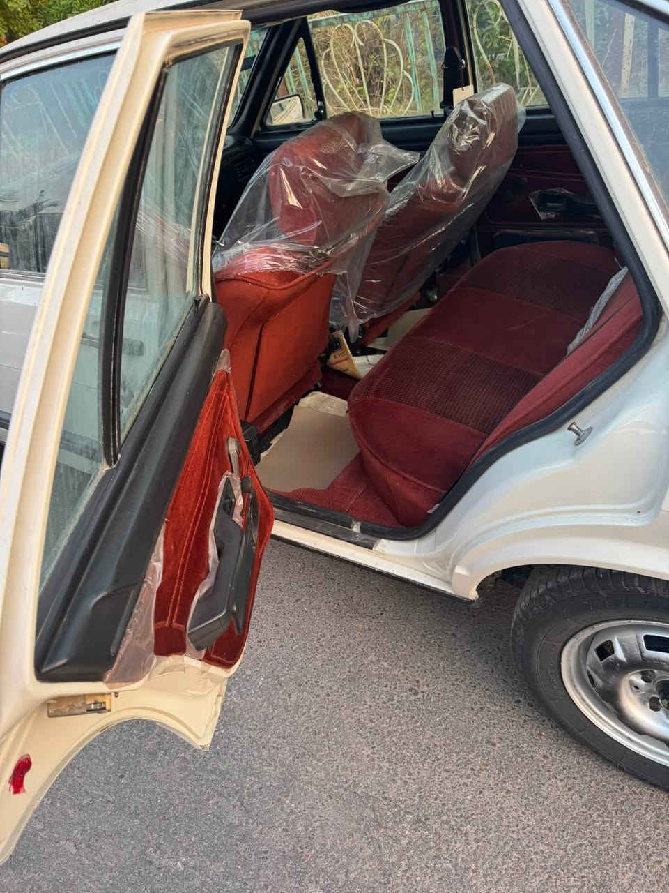 سلام عليكم برازيلي موديل٨٧نضيفه جدن جدان جديده بلادين
كير مكينه بلاد خير من الله تبريد شغال السعر ٧٥بيها مجال بصيط بغداد ***********
