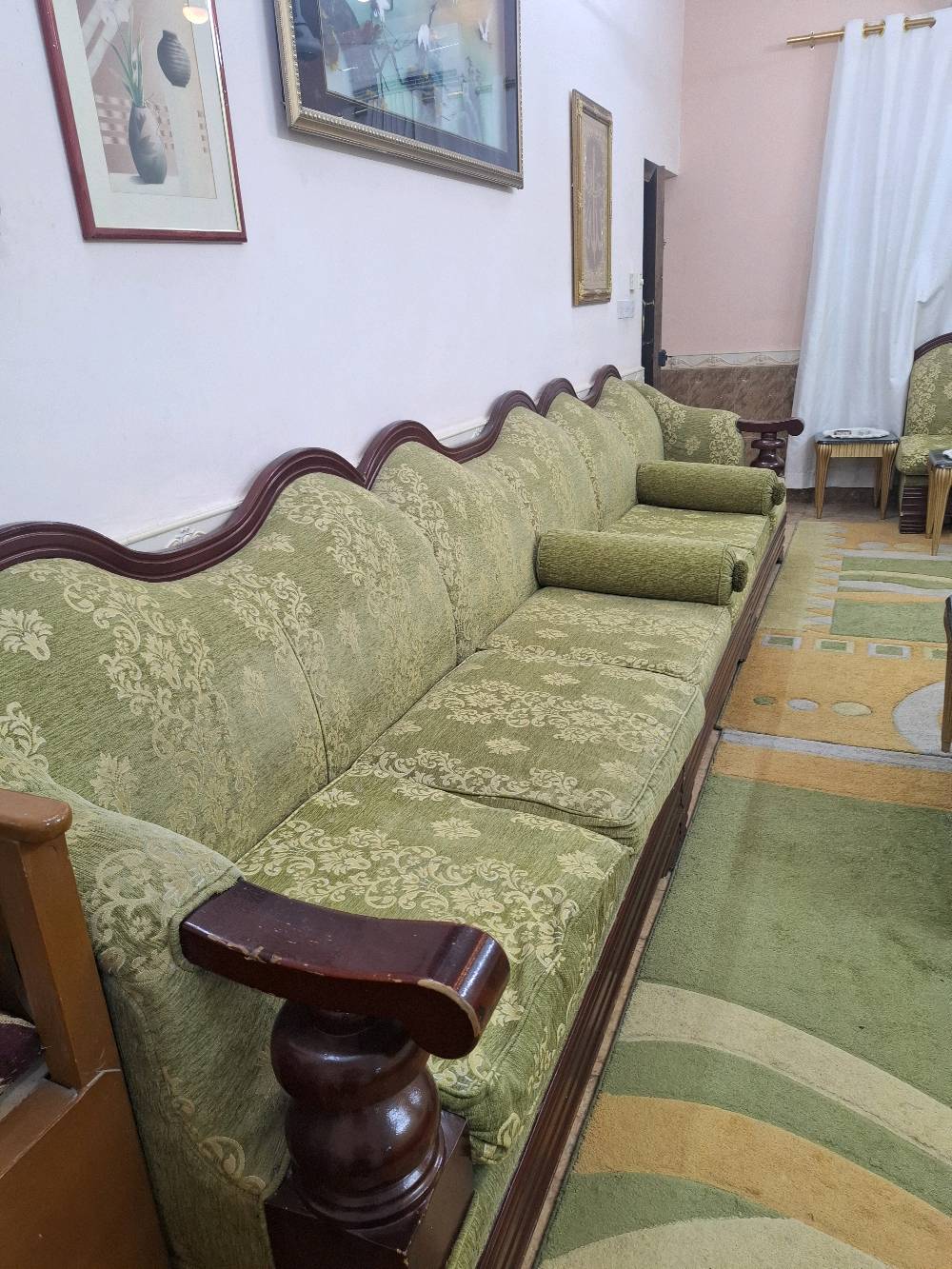 ديوان كويتي • كورنر • ١٤م