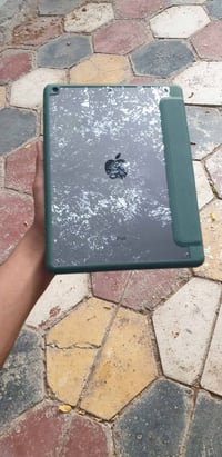 آيباد الجيل التاسع • 64 جيجابايت • رصاصي