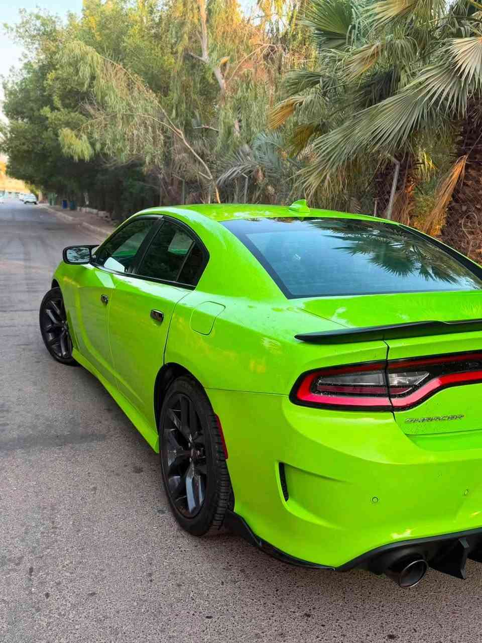 Dodge Charger 2023 sxt
السلام عليكم دوج جارجر موديل 2023 لون مميز تفاحي مواصفات sxt ماشية 43 الف كيلو متر رقم بغداد باسمنا 
وارد امريكي صور حادثها موجودة بالمنشور 
السيارة محدثة بنيد ودعاميات gt 
السيارة مال جناي وتجي وتشوفها 
السعر225 وبيها مجال  للشراي 
للاتصال 📞 📱 
***********
