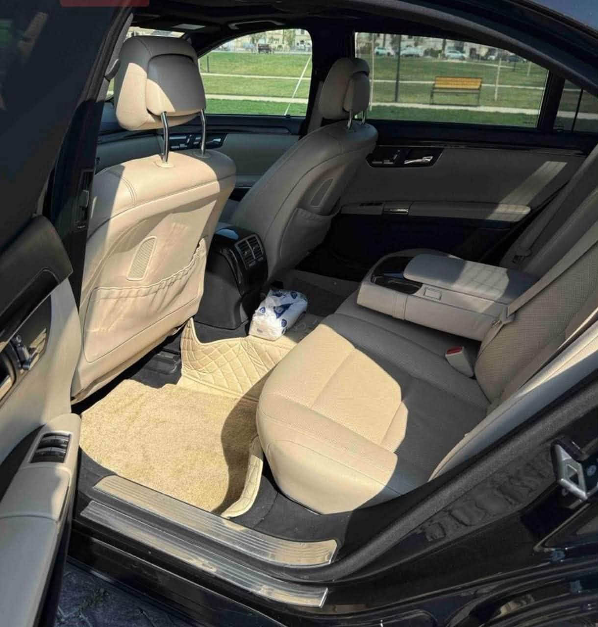 السلام عليكم مارسيدس S350 موديل2013 فول مواصفات ماشيه 167 رقم سليمانيه  مكفوله كفاله من الصبغ والتبديل بيها اصبعين ببدايه البنيد كلش بسيط ومسويها  مكانها بغداد  غير متواجد ع فيس هذا رقمي *********** سعرها 290.$ وبيها مجال بسيط

