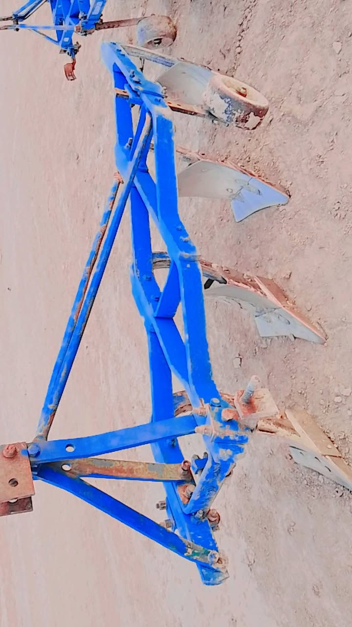 سلام عليكم فدان اللبيع رباعي بلير حجم 12جديد مابي قطره الحيم الستفسار علا رقم ***********
