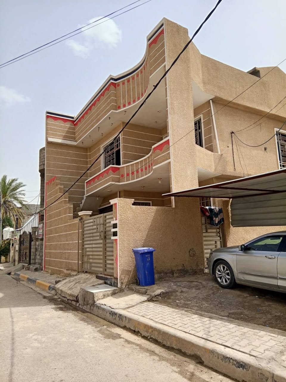 السلام عليكم
بيت مساحته 160 متر للبيع
واجهة 10 متر
نزال 16 متر
بناء حديث 
خدمات كاملة 
يقع في منطقة ال 160 في التحرير 

للأستفسار مع صاحب الدار على الرقم التالي 
واتساب او على الخط مباشرٱ 
***********
مكلف بالنشر
