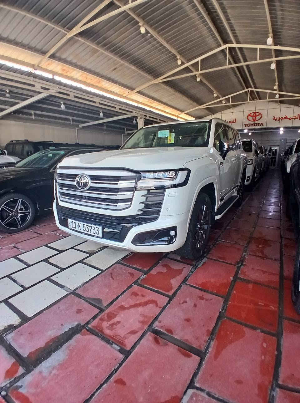 السلام عليكم
لاندكروز

👈💥💥2025
SAS👈
VX

زيرووو.    
هايبرد

مرقم بغداد

للاستفسار الاتصال على الرقم فقط
***********
