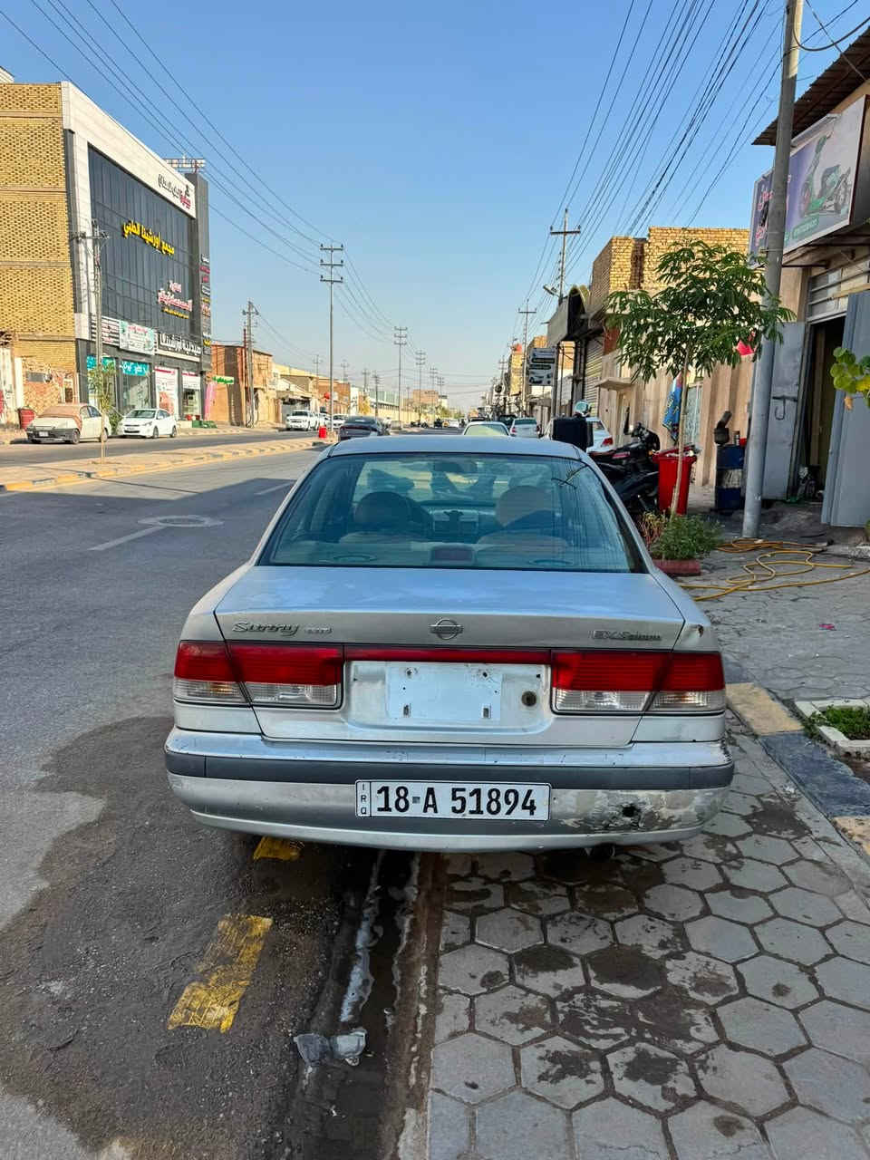 السلام عليكم
نيسان صني ياباني موديل 2000
السيارة معمرة و تبريدها ثلج 
مكاني نجف ، تجي تشوفها و تفحصها 
سنوية و كلشي جاهز سعرها 37 بيها مجال 
مكاني النجف الاشرف حي الجمعية 
***********
