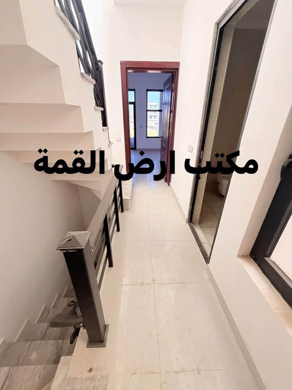 #لـلايـجـار في السيـديـة
بيت 55متر

‏زيرو￼

يحتوي على 3 نوم: 

غرفتين نوم 

وصالة ومطبخ 

وخدمات صحيـة 

لـلاستفسار : ***********

#مكتب_ارض القمة_للعقار_

عنوان المكتب📍
