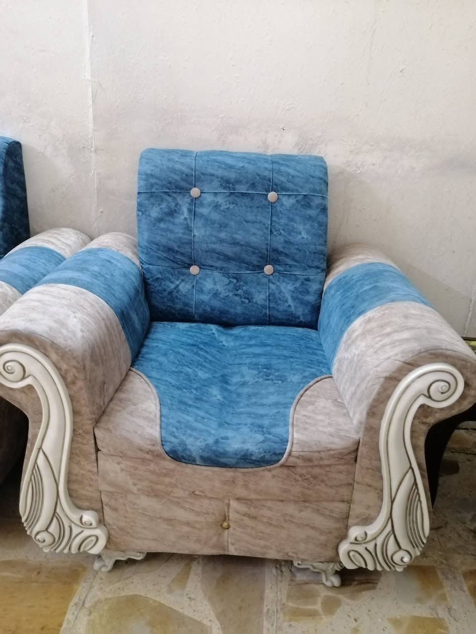 كنب • جديد • مع طبلة