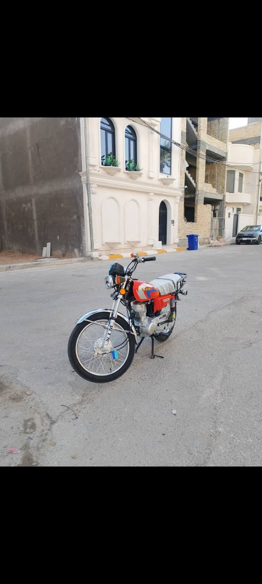 ***********
انوار كربلاء بحي الامام علي يم اسواق برتقاله 
825 قفلها الدراجه قفل
