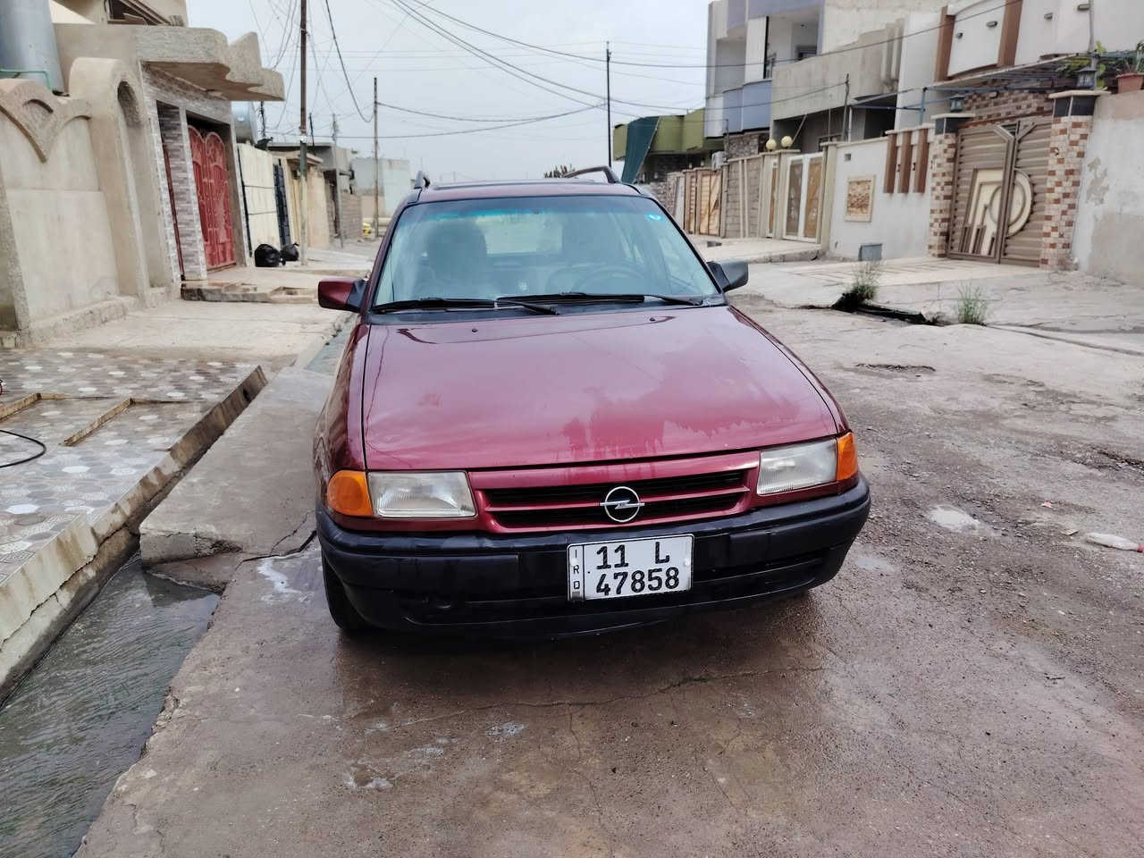 استره ١٩٩٣ • حجم ١٫٦ • كير عادي