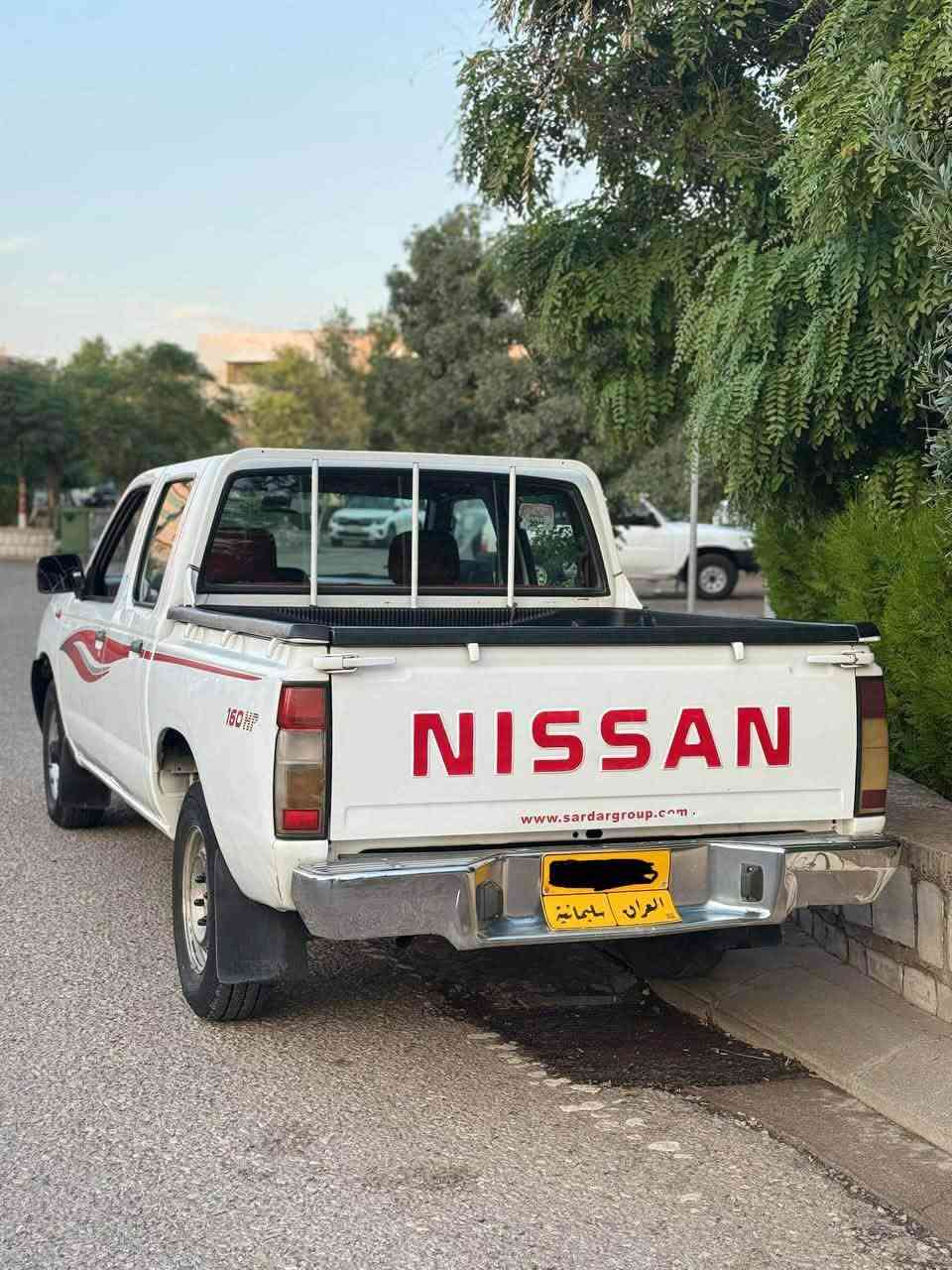 نيسان بيكاب • ٢٠١١ • ٢٤٤٠٠٠ كم