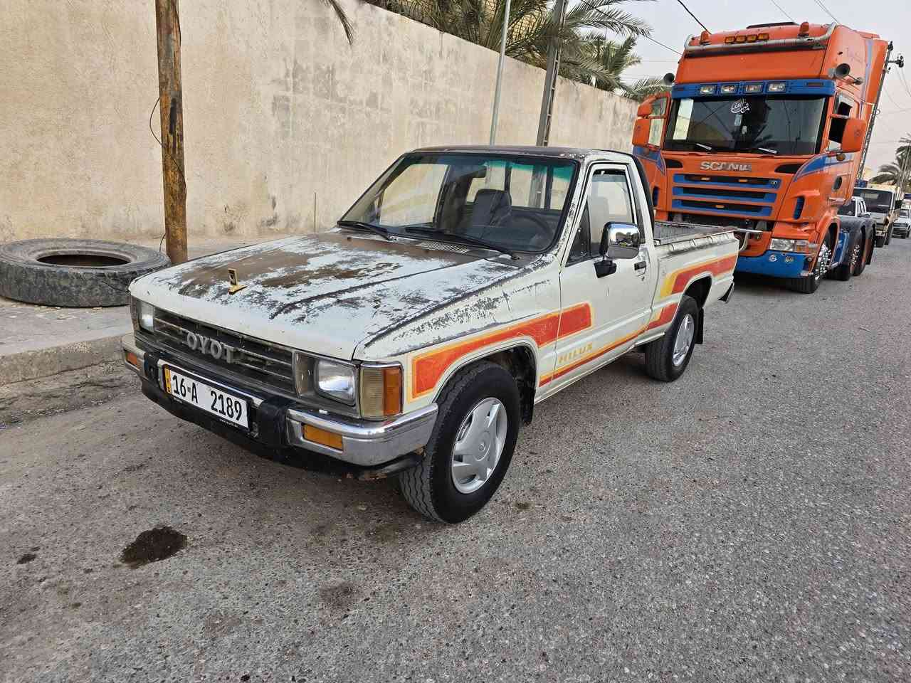 السلام عليكم 
بيكم موديل 1988 رقم قادسيه دولي 
سنويه مجدده مشروع وطني 
مكفوله من الظربه والتبديل سياره بلاديه وجاهزه 
كير شرط محرك شرط 
حداديه شرط تخم تاير شرط 
سياره جاهزه من كلشي 
السعر 44 وبيه مجال 
الاتصال ***********  مكان ديوانيه
