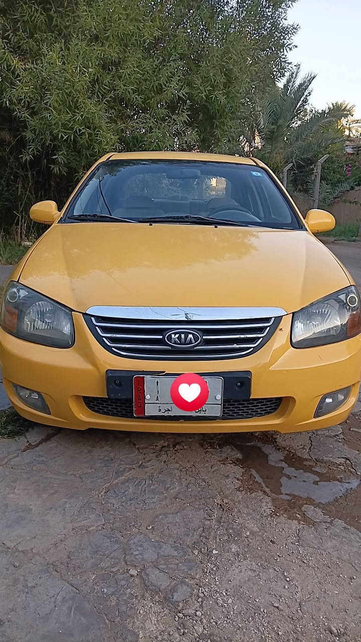 السلام عليكم 
سبكتره موديل 2009 سياره مكينه 2000 نظيفه هيئة وغرامات مصفره تخم تاير جديد سياره معروضه ب 70 مكاني كربلاء 
مامتواجد على الفيس 
‭***********
