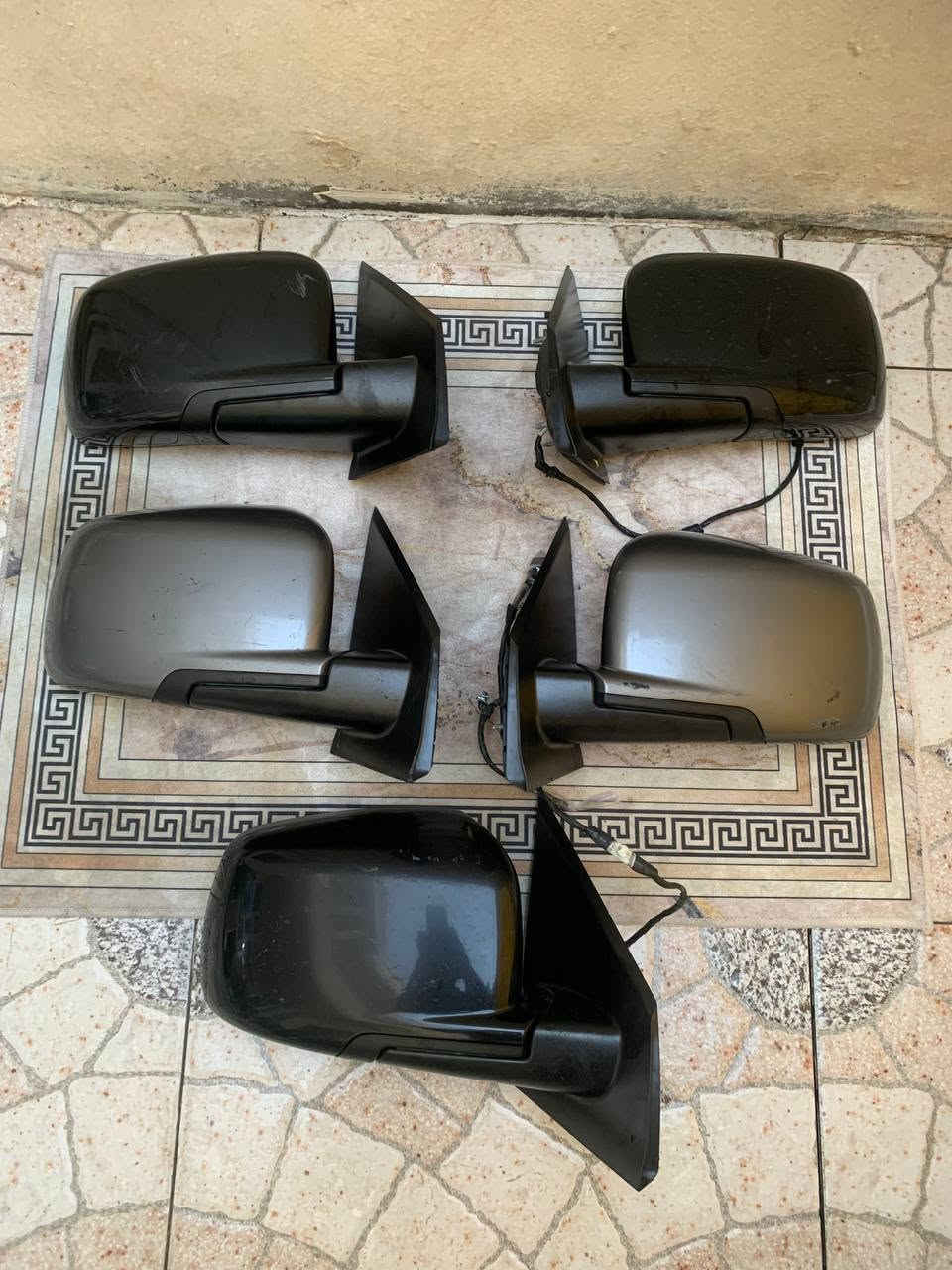 للبيع غراض جورني اصلي تفصيغ مال كصه اسعار جوه سوك اتحدئ هذا سعر
1.. زوج بكلايت جورني تفصيغ ترهم على جميع موديلات سعره زوج ب ( 100 الف) 
2.. مرايه دوج جورني اصلي تفصيغ مال كصه كاملن سعر زوج ب ( 80 الف) يوجد تك هم 
3.. كبسوله ارباك كاملن بس تشد على سياره مال كصه سعر تك ب ( 35 الف) 
4 .. دكم تبريد جورني ابو رام مال تفصيغ سعره ( 55 الف) 

5.. للاستفسار راسلني خاص اوو اتصل بهذا رقم واتساب موجود بيه 24 ساعه 
***********
يوجد توصيل للجميع محافظات العراق
