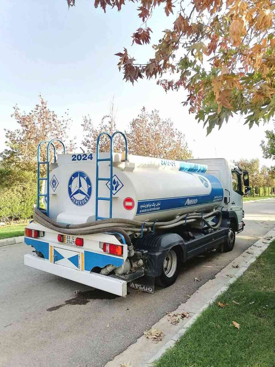 بۆ فرۆشتن . فول مواصەفات
مۆدیل 2012 تەبریت هاف پشت چوپ سەنەوی نوێ .تەنکی 8000 لتر ..ژ.م ***********
