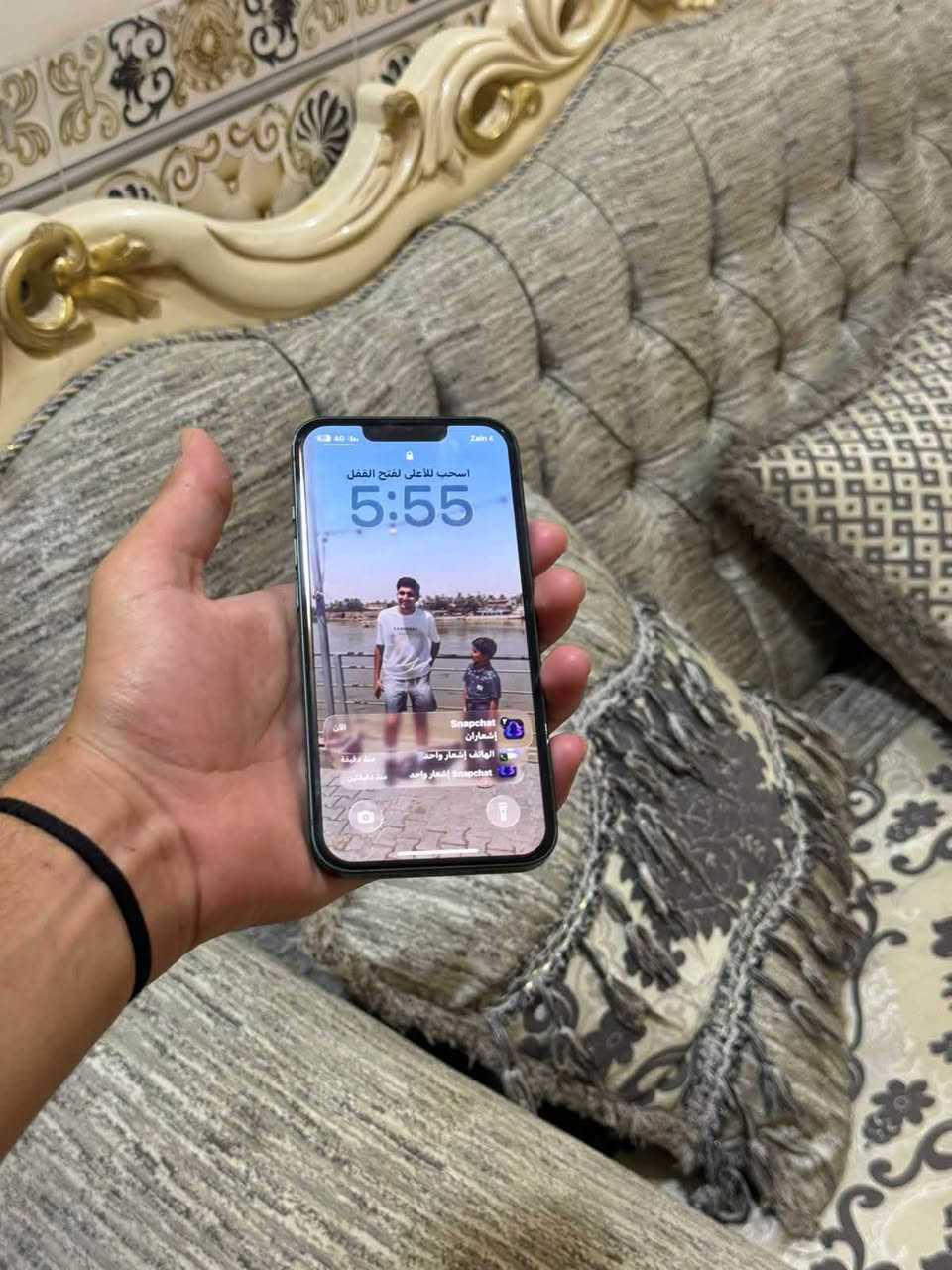 ١٣ عادي زيتوني
مكفول نضافه ١٠٠٪؜ 
بلادي مامبدل بي كلشي 
ذاكره ٢٥٦
بطاريه٨٧ 
السعر ٤٧٥ بي مجال بسيط مكاني الفلوجه 

*********** اتصال او راسلني
