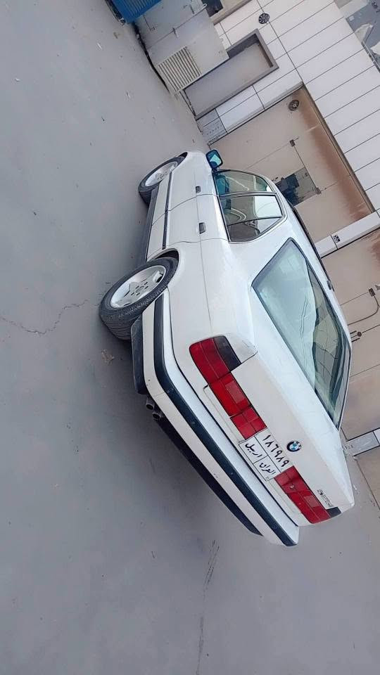 بيئيم به ناو ناكريت به ئه وليات حدز كيشه ي مه ده ني به شه رت موديل ١٩٩٠قه بات موسفات مه كينه 525توماتيك سلايت ٤جام كاره باي ته بريد سارد كه رم ٤تايه ي لوك تازه به ستراوه بشت بيشي كه بسه براوه وه كران به شه رت ده حامي بو ده حامي به شه رت كشت كاره باي به شه رت شوين هه ولير سحر ٣٤مه جال *********** أربيل, العراق
