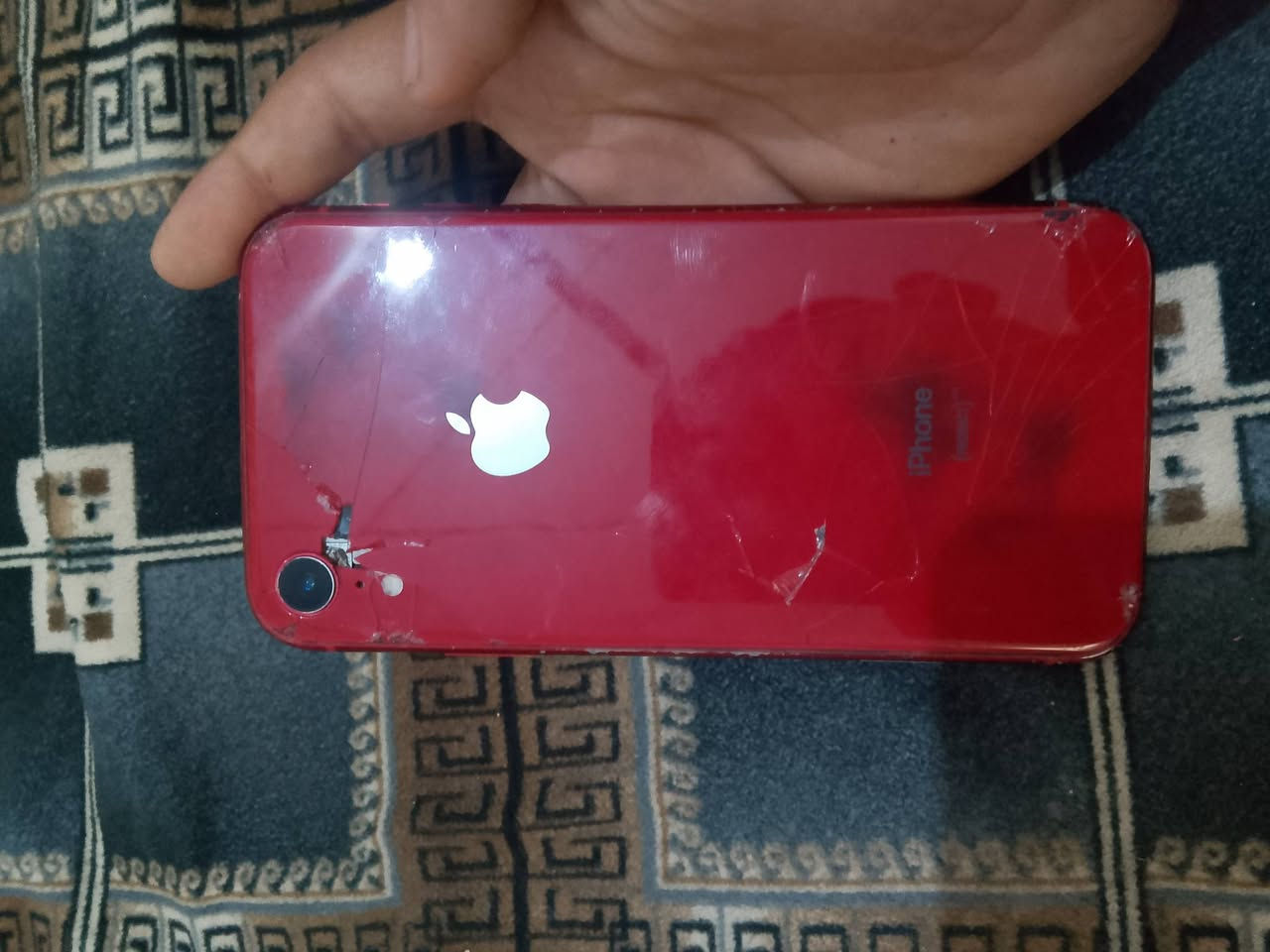 آيفون XR • ٦٤ جيجا • شاشة مبدلة