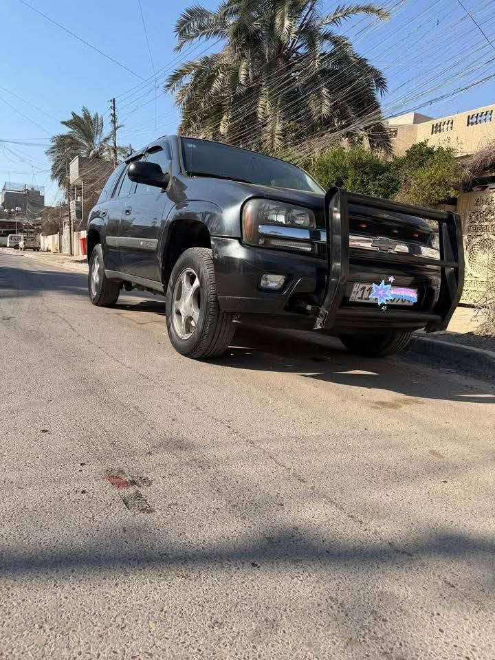 على بركة الله
بلايزر موديل 2004 LS  وارد خليجي
5 قطع صبغ رش اثر جراد بدون ضربه 
كير محرك 💯 اكسل 💯 شرط 
كهربائيات وضفاير بلاد بدون جطل أو تحوير 💯
تبريد فووول 💯 دواخل نضيفه 
لايتات جدد زنون 💯 كلهن يشتغلن 
تحكم جامات أربعة شغال 💯 باتري جديد 💯
كروز سرعه حساسات كلها شغاله 💯
نوزلات مجاول بلكات 💯 شرط الفحص 
دسكات تايرات جدد 💯 شرط الفحص 
اي غرامه مروريه ما عليها.💯
رقم بغداد دولي. هزه منتهيه. راعيها موجود 
باي وقت يحول سنويه جديدة  ل 2031
للامانه فقط نقصها طوافه بانزين لا غير 
السيارة جاهزة مجهزه للاخير شرط الفحص
 وين ما يعجبك اطلع بيها شرط 
بيع او مراوس حسب القناعه 
مكاني بصره قرنه (( السعر)) 87 $ بيها مجال 
رقم الهاتف ((   ***********   )) البصرة, العراق
