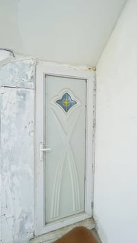أغراض عيادة • النجف حي ميسان • واجهة زجاج