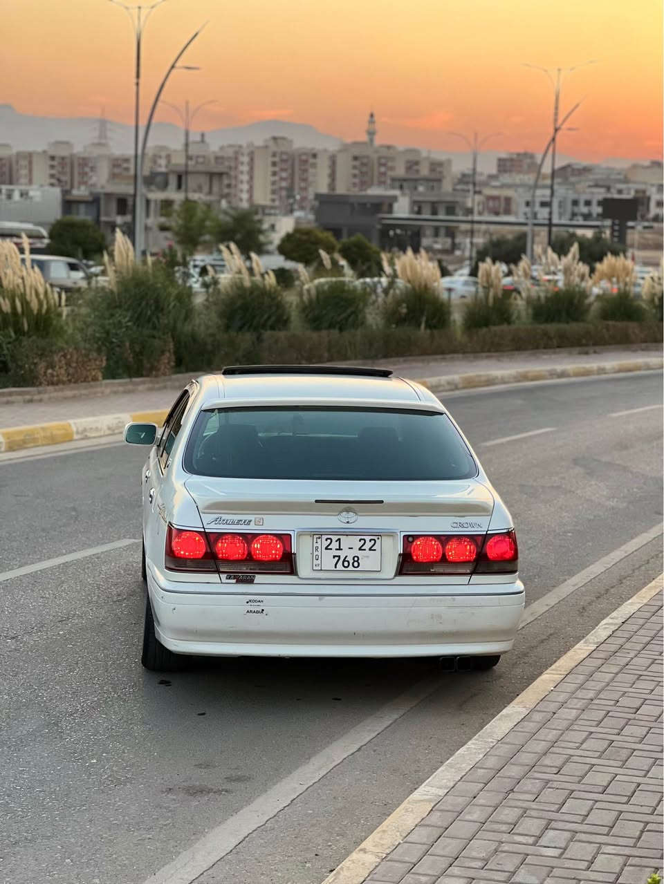 بە ناوێ خوای گەورە مەلێکە بۆ فرۆشتن✅ سەیارەکە ســاخە ســاخ ✅ سەیارەکە سپۆرەتە موسافاتێ سەیارەکە ٣ دووگمەیە فول فولە سلایدە کەشن جڵدە مەکێنە گەورەیە گێرەو مەکێنە بە شەرەت ئاوێنە ئێشراتە سەقفو حیزام بە شەرەت بەشەرەتی ١٠ سۆنەر ✅٣ پارچەی ئەورپای هەیە سەیارەکە قرچێکی پێشی هەیە لای سەکەن شایەنی باس نییە سعری موسیکەم داناوە بەو هەموو جوانیەوە زەروەری پارکەێم سعرێ ٤٨ گەلاو💸 تۆزی ماعملەیە لە سلێمانیم (***********) مشترێ نیت سەرم مەێشنە رەحمەت لێبێ هەموو شتێکەم نوسیوە سەیارەکە لە سعرایە هی ئەوە نیە میشکی یەک بخەێن 🤍🪬! تەبرێدو گەرمی بە شەرەت🥶 هەموو کونێ گەرمێکانی گێراوە رۆنیشی ١ حەفتیە گۆراوە لە one way ✅ تێر مەسرەفە ✅ السليمانية, العراق
