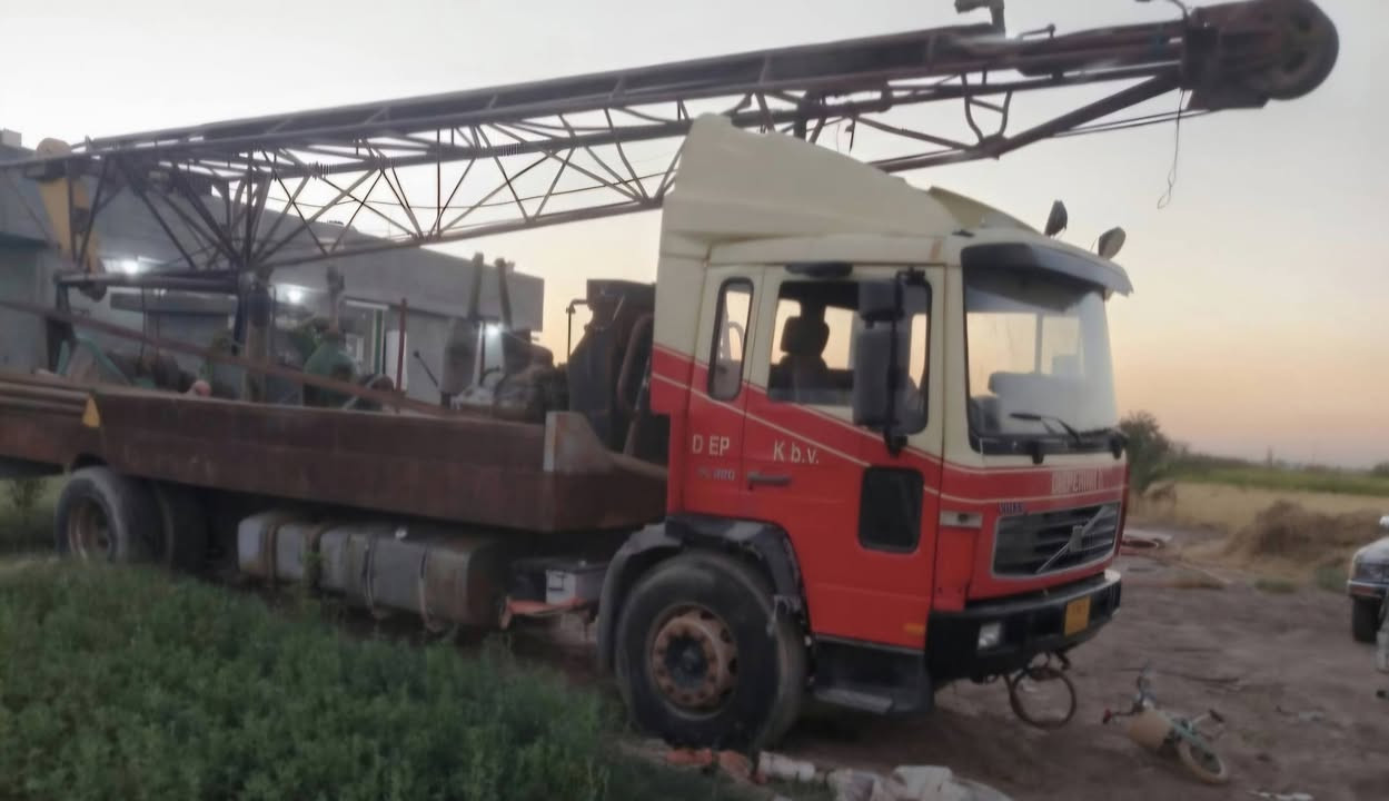 ***********))***********)(  شركه النبع لحفر الابار وحفر الركائز والحفر ا الافقي تنشيف المياه الجوفيه وفحص التربه والحفر المخفي باداره ابو ياسر الموسوي للاستفسار اتصل اعلاه
