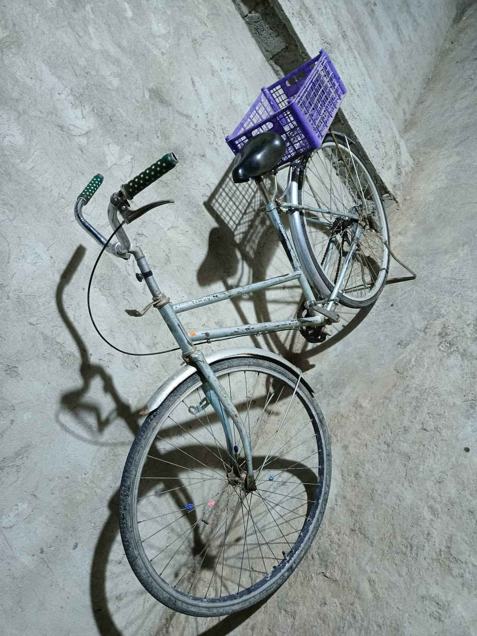 ***********
