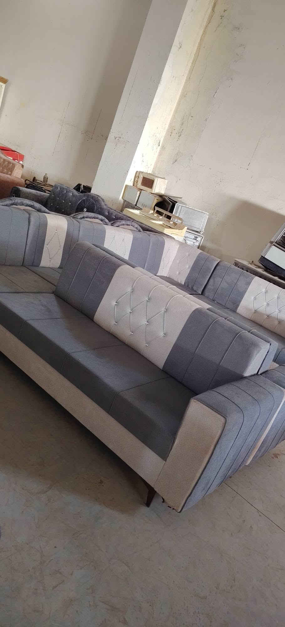 ديوانات جديدة  كلمن وسعره مكان هبهب عرب شوكة الشراي يتصل ***********
