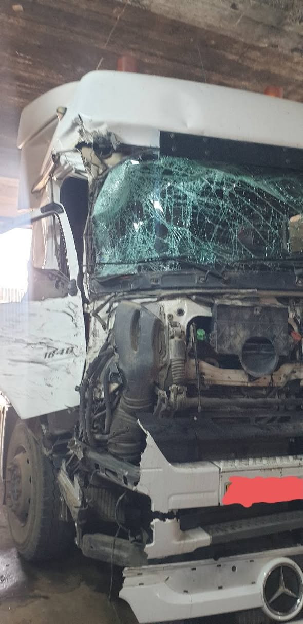 قبل التعديل وبعد كراج ميسر حداد موصل الايمن صناعة وادي عكاب 
***********
