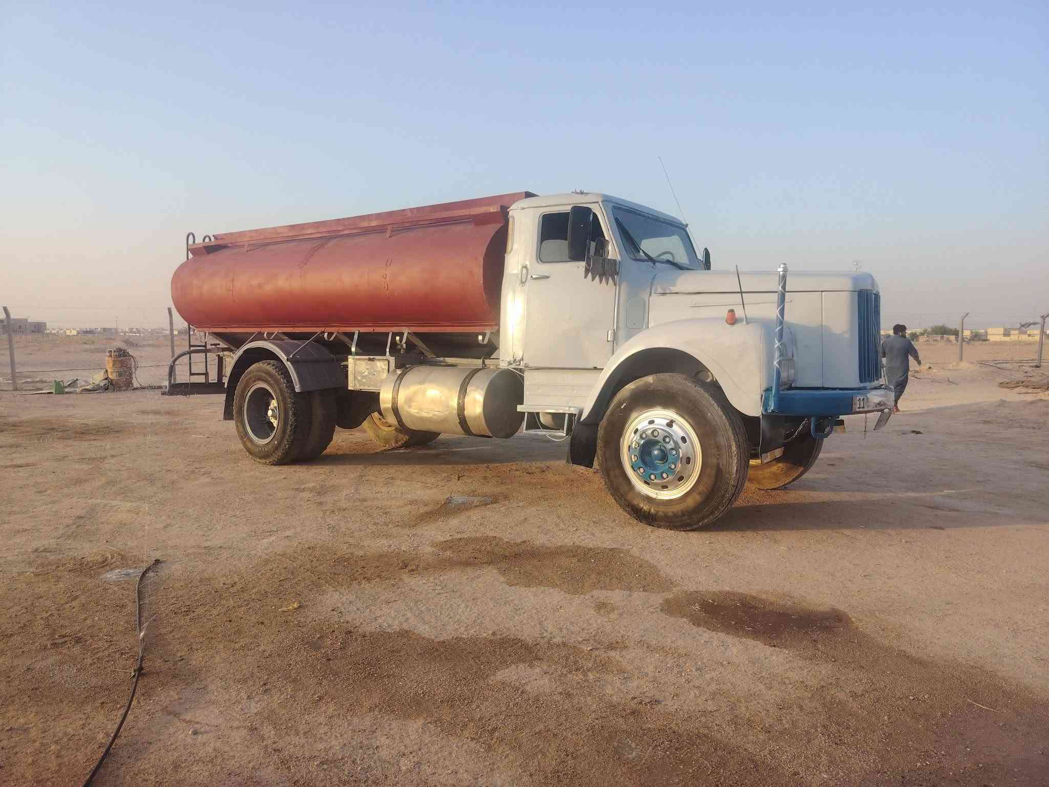 لبيع سكانيا 111 رقم بغداد دولي  حوضيه ماء سنويه 30 بسمنا موديل 76 سياره جاهزه لعمل محرك وكير وكسن شرط مذيله فقط تايرات 24  سعر 17 مليون وبيها مجال بصيط 
مكاني بالنجف الاستفسار ***********
