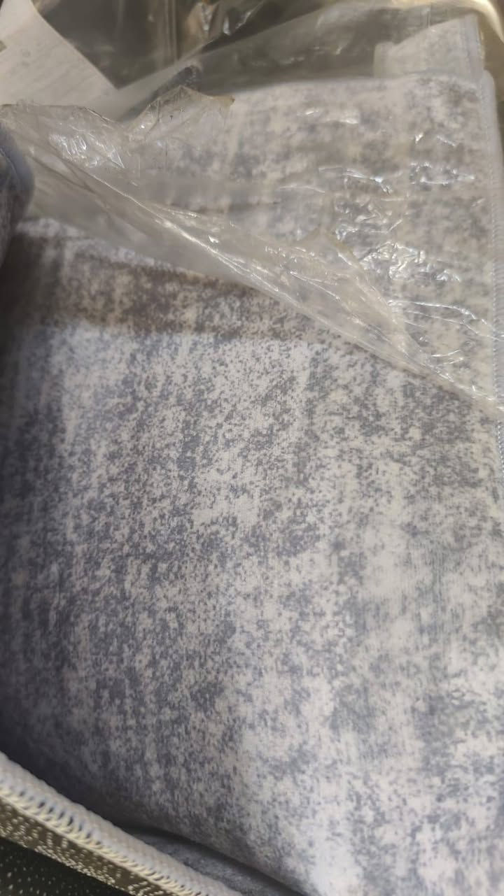 زولية • ١٦٠×٢٣٠سم • مانعة الانزلاق
