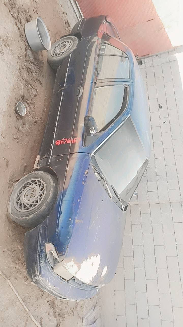 سلام عليكم  للبيع كية سيفية
موديل 94نقصهة نوزلات وباتري 
رقم السيارة: بغداد 
السعر: 22ورقة وبيهة مجال بصيط 
مكان السياره: تقاطع النهروان 
الرقم الهاتف: ***********
