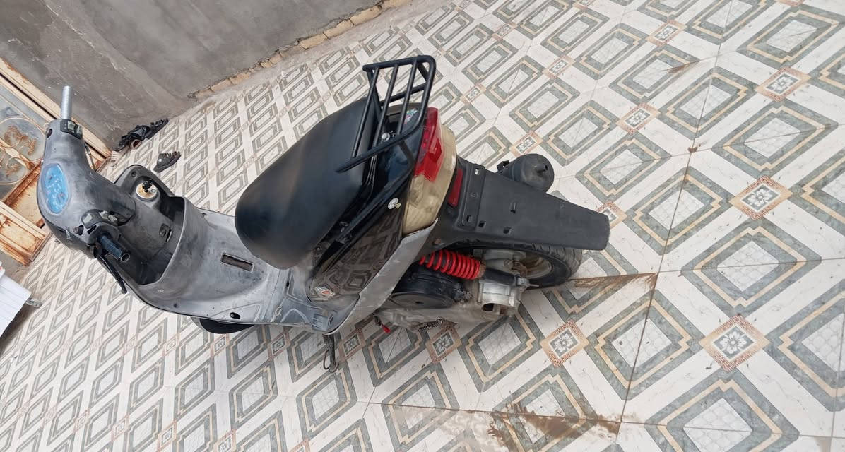 سـلام عليكم دراجه مـاكس منغولي  دراجه شغاله سـلف🙂‍↔️هندر كهـربائيات  كله شغاله  دبـلات خلفي امامي شغاله دراجه بلاديه ممزوده مفتوحه محرك نضيف لا دخان ولا تبخير ولا نضوح شرط  كامله مكمله مذب عليهه الف بيع او مراوس شعدك نزل *********** السعر 250 وبيه مجال

