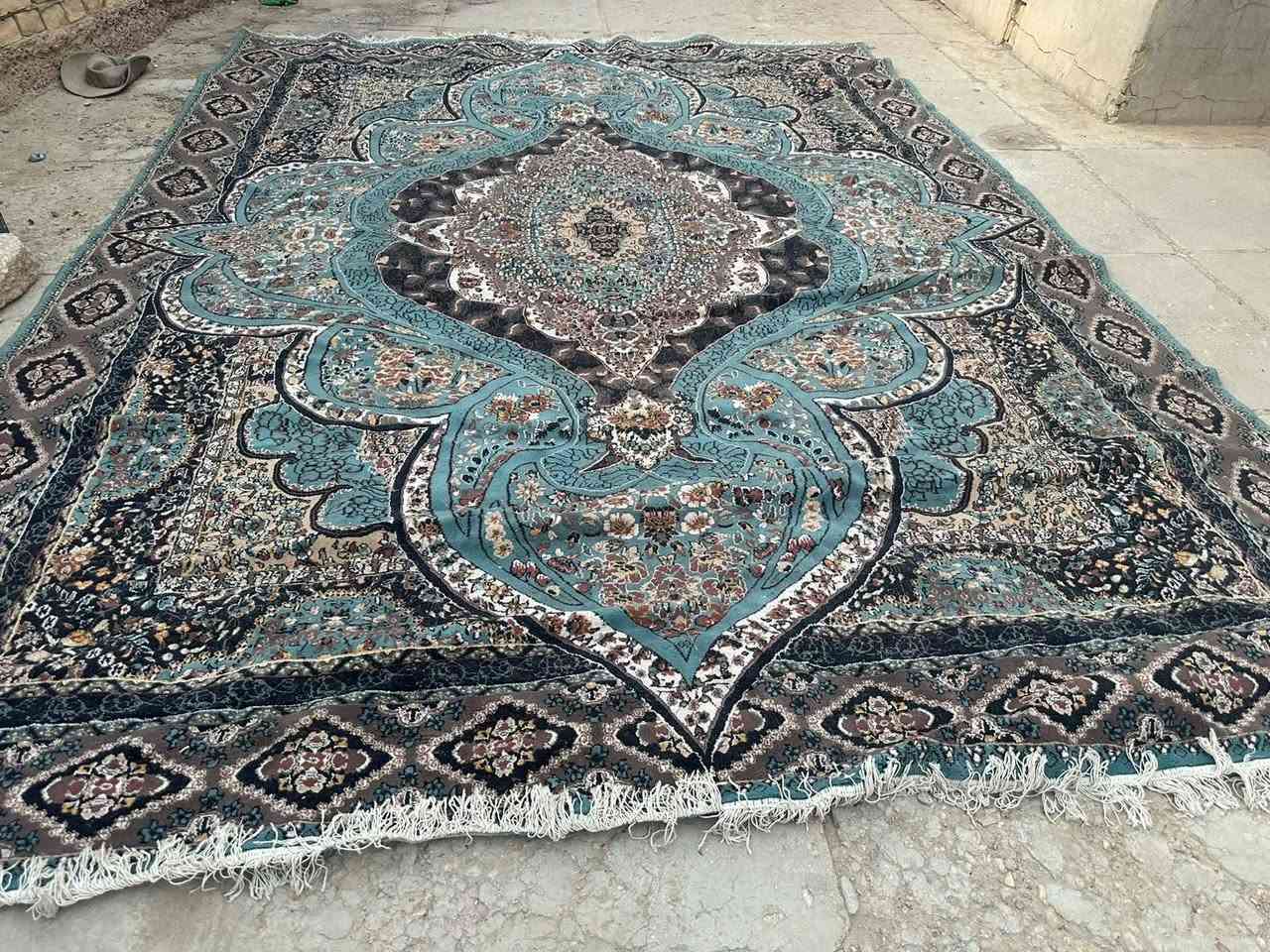 زوليه كاشان ايراني من النوع الممتاز 3×4انهج
موبايل ***********
